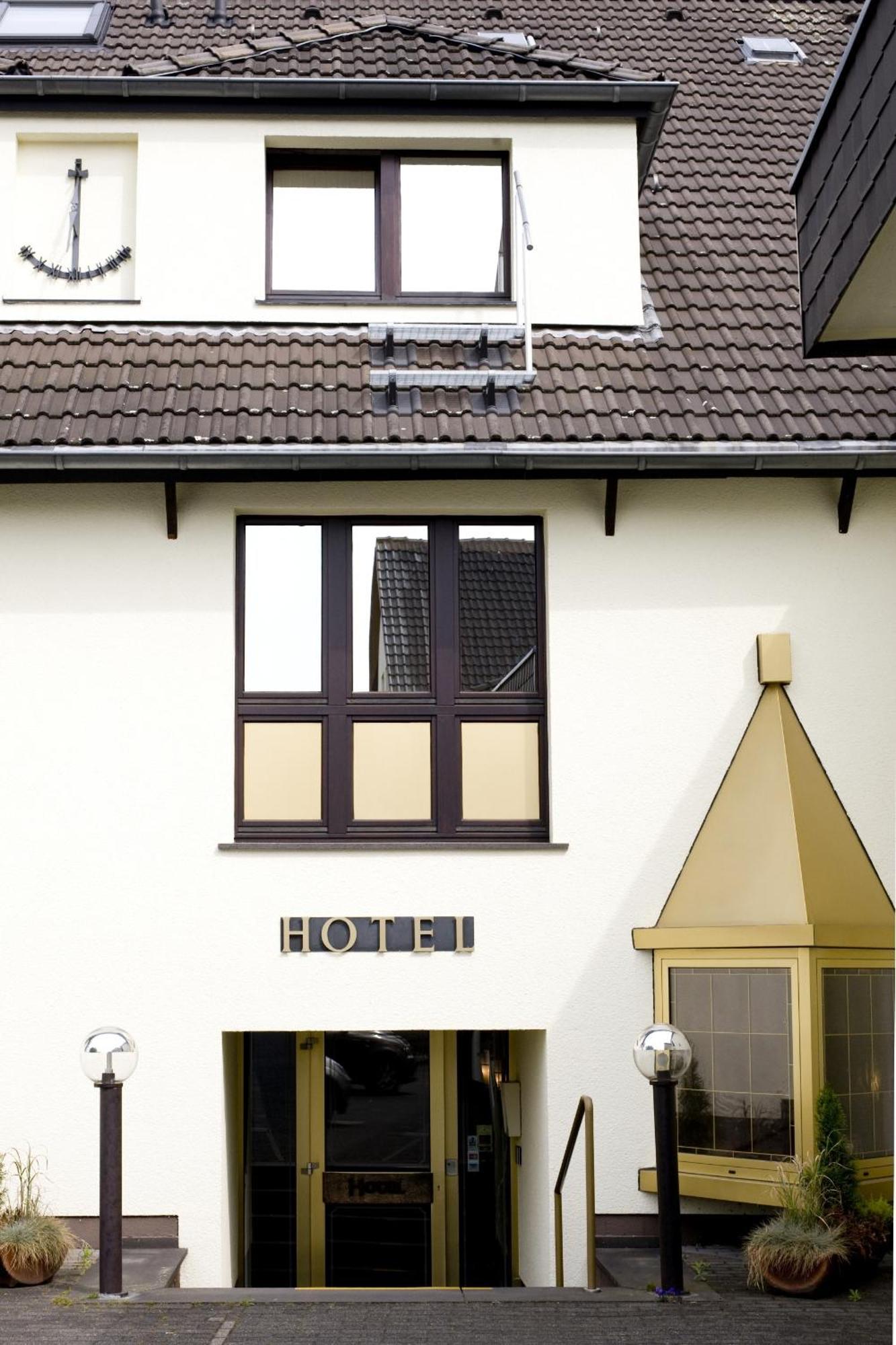 Hotel Flora Dormagen Exteriér fotografie